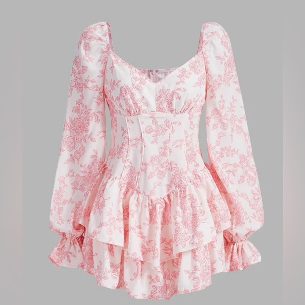 A pretty pink and white dress for everything !